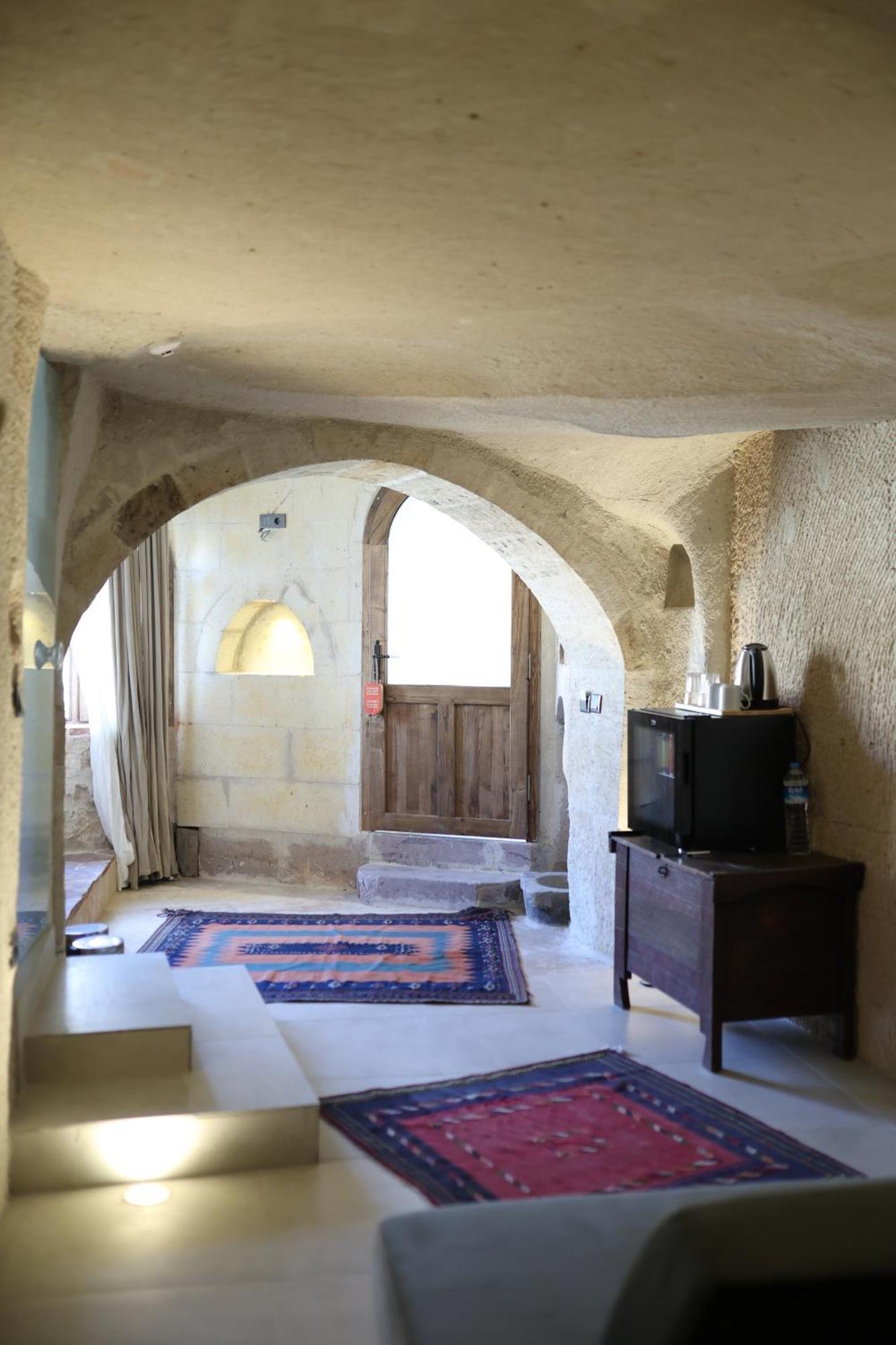 Potamia Cave Suites Ортахисар Экстерьер фото